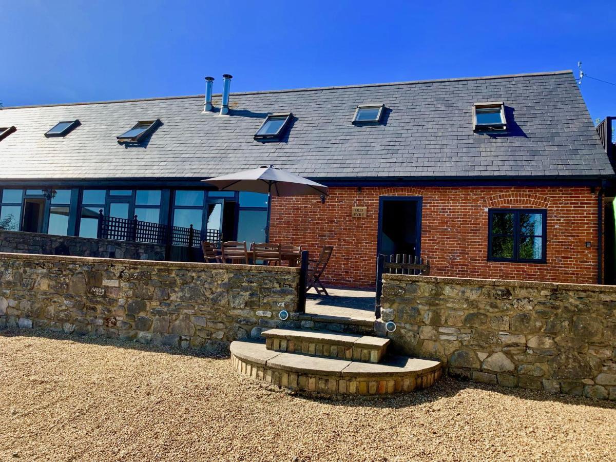 Little Upton Farm Cottages Ryde  Exteriör bild