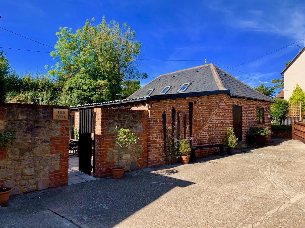 Little Upton Farm Cottages Ryde  Exteriör bild