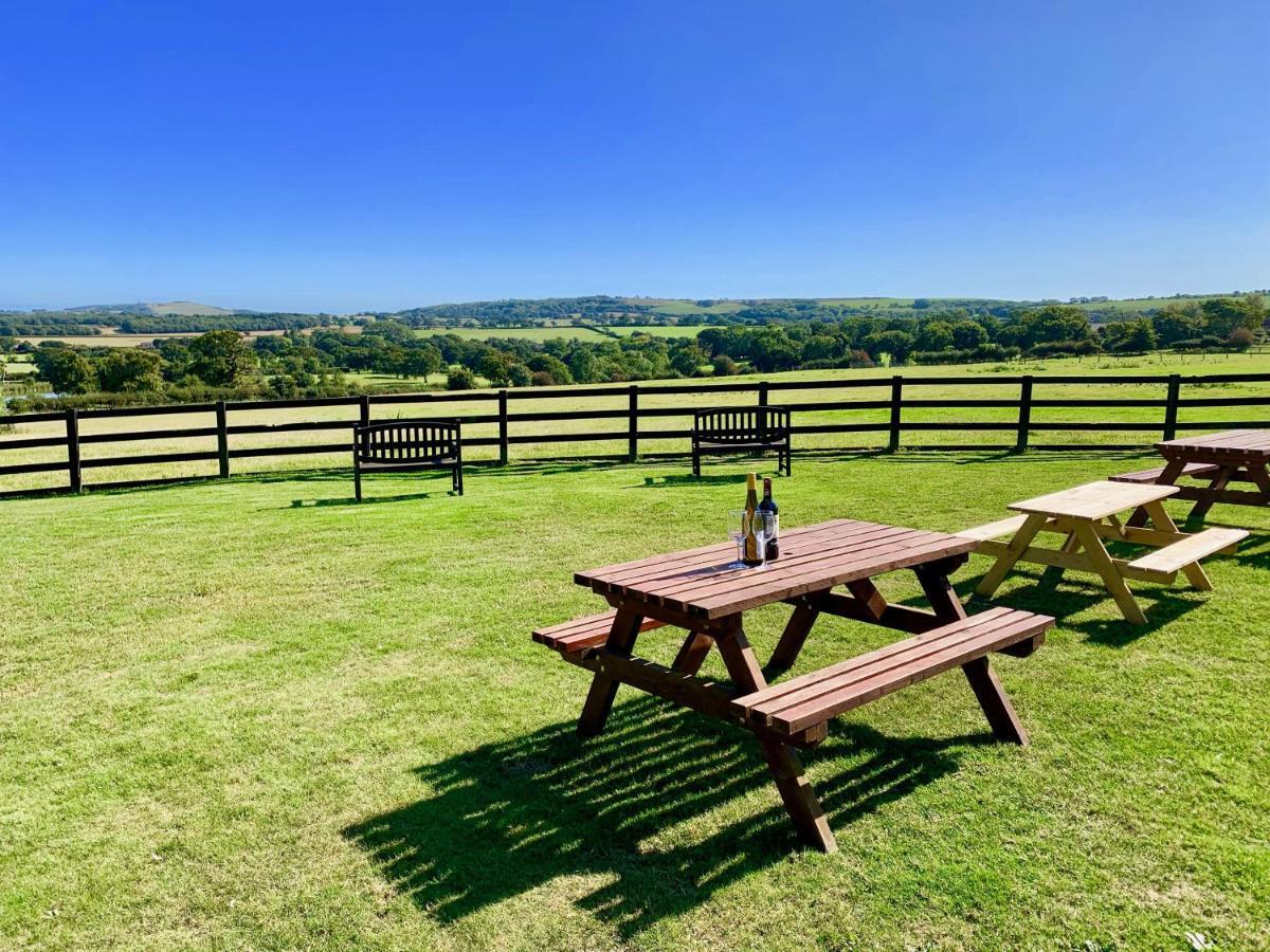Little Upton Farm Cottages Ryde  Exteriör bild