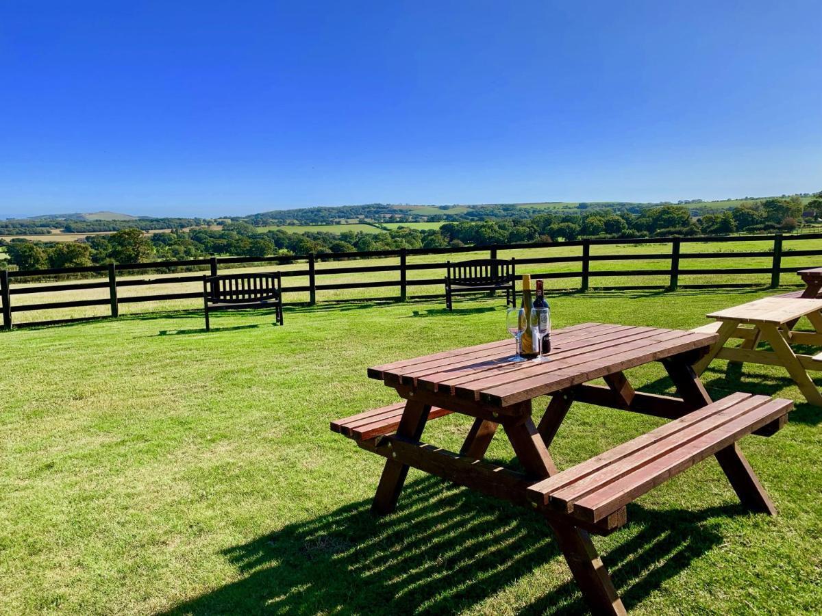 Little Upton Farm Cottages Ryde  Exteriör bild