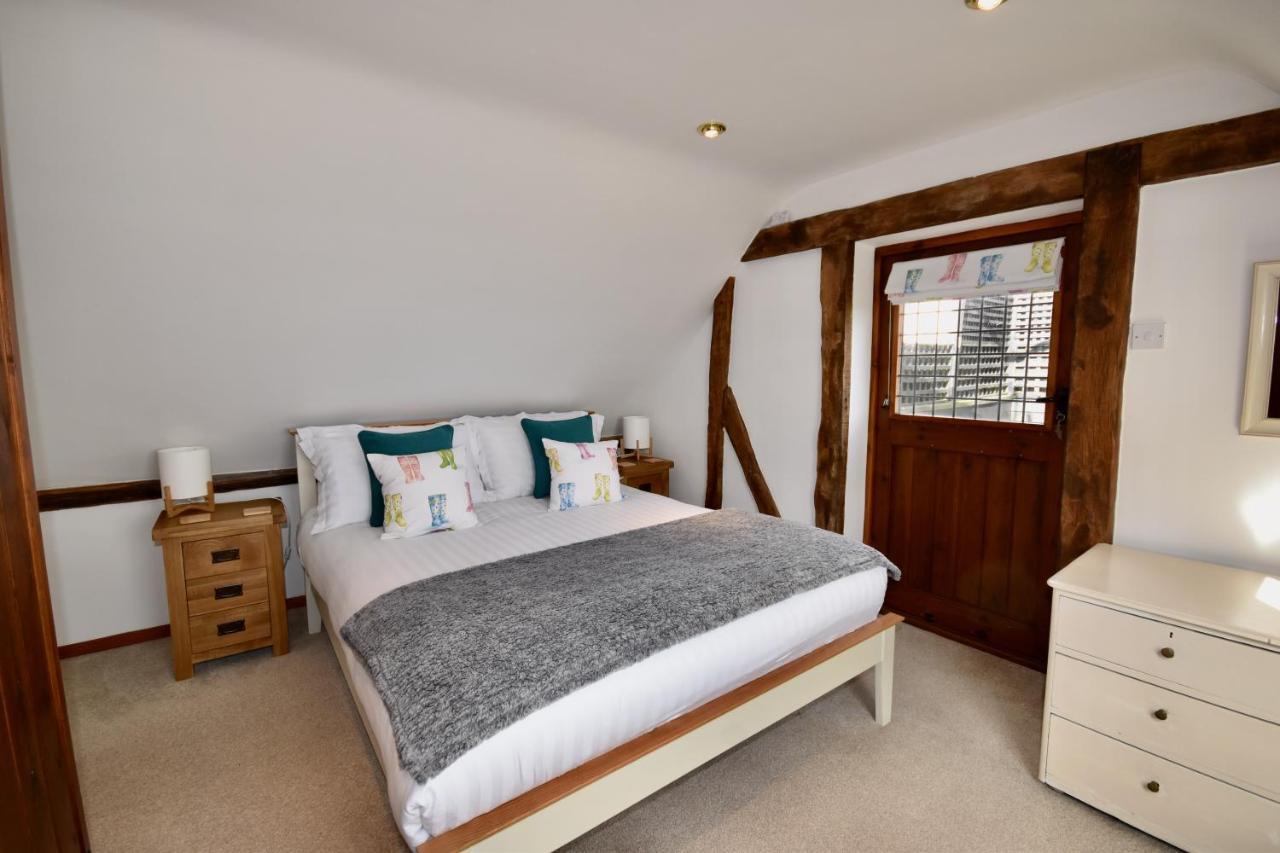 Little Upton Farm Cottages Ryde  Exteriör bild