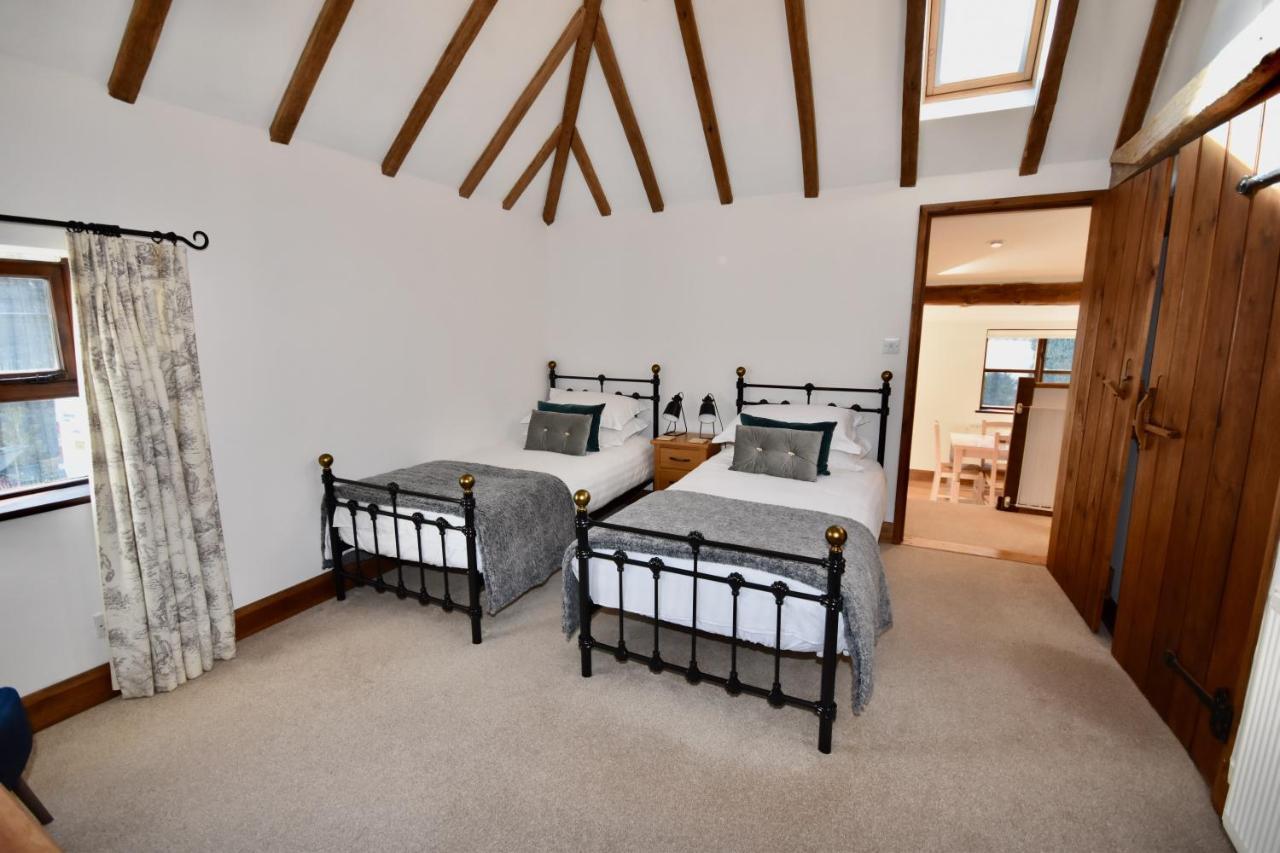 Little Upton Farm Cottages Ryde  Exteriör bild
