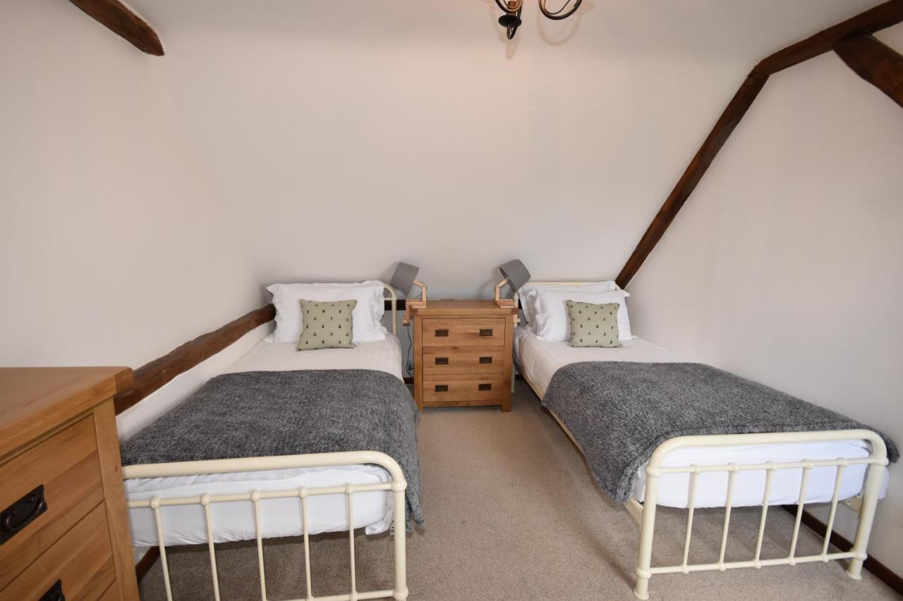 Little Upton Farm Cottages Ryde  Exteriör bild